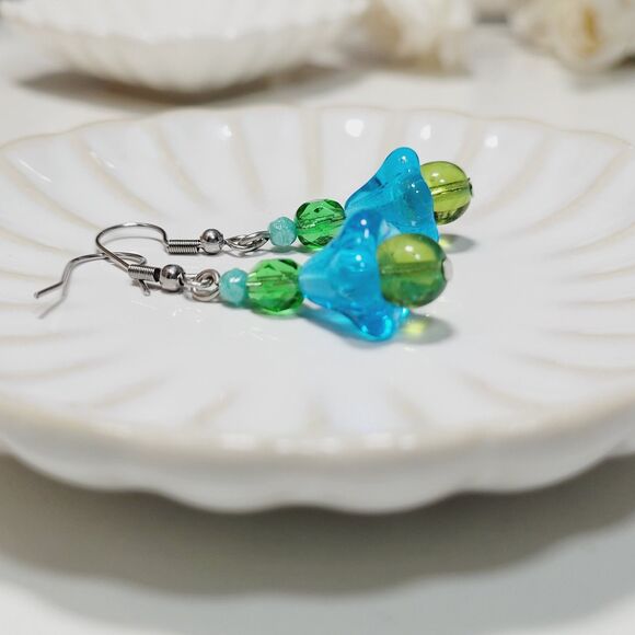 NEW BOHEMIALIZ earrings 688grnblu#mfs Green Czech flower dangle earrings fairy e - Picture 2 of 5